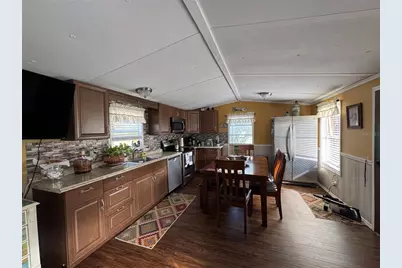 12748 Via Plaza Way, New Port Richey, FL 34654 - Photo 7