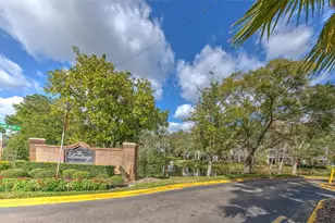 10028 Strafford Oak Ct, Tampa, FL 33624 - Photo 23