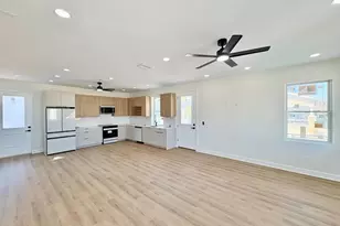 1307 N 23rd St, Tampa, FL 33605 - Photo 5