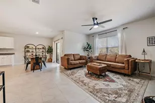 5568 Siltstone St, Lakeland, FL 33811 - Photo 11