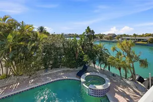 2822 W Vina Del Mar Blvd, Saint Pete Beach, FL 33706 - Photo 47