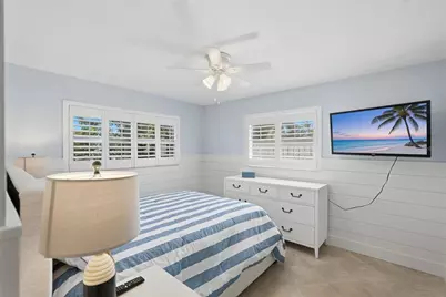 2822 W Vina Del Mar Boulevard, Saint Pete Beach, FL 33706 - Photo 19