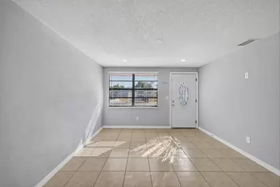 6004 Axelrod Road, Tampa, FL 33634 - Photo 11