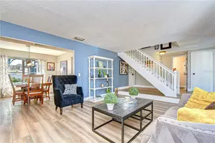 1617 Shady Leaf Dr, Valrico, FL 33596 - Photo 5