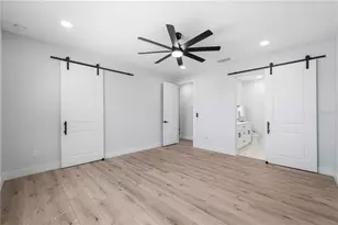 2608 W St Joseph St, Tampa, FL 33607 - Photo 9