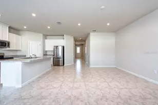 35649 Osprey Perch Ln, Zephyrhills, FL 33541 - Photo 7