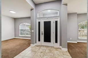 13070 Sigmund St, Spring Hill, FL 34609 - Photo 5