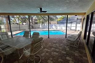 2890 Armadillo Dr, Palm Harbor, FL 34683 - Photo 5