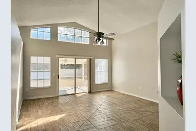 10233 Allenwood Drive, Riverview, FL 33569 - Photo 9