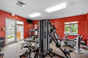 40 Bayview Ct S, Saint Petersburg, FL 33711 - Photo 73