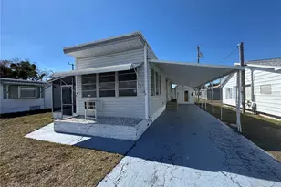 1919 Pleasure Dr, Holiday, FL 34691 - Photo 33