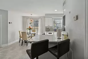 8742 Mallard Reserve Dr, Tampa, FL 33614 - Photo 17