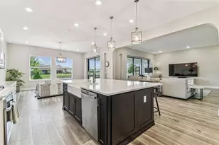 29895 Picana Ln, Wesley Chapel, FL 33543 - Photo 7