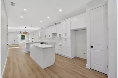 1515 E Knollwood Street, Tampa, FL 33610 - Photo 5