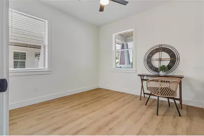 1515 E Knollwood Street, Tampa, FL 33610 - Photo 15