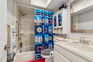 2679 Sabal Springs Cir, Clearwater, FL 33761 - Photo 19