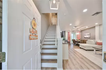 2127 Golden Oak Lane, Valrico, FL 33594 - Photo 3