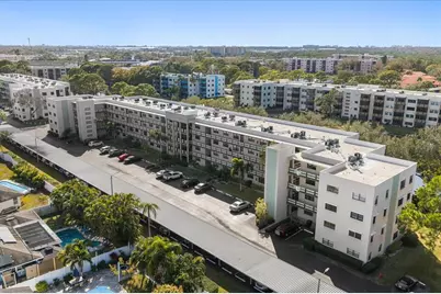 6080 N 80th Street N #412, Saint Petersburg, FL 33709 - Photo 3