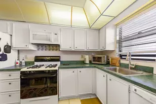 6080 N 80th Street N, Saint Petersburg, FL 33709 - Photo 11