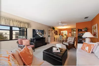 6080 N 80th Street N #412, Saint Petersburg, FL 33709 - Photo 9