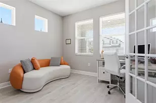 33287 Sycamore Leaf Dr, Wesley Chapel, FL 33545 - Photo 9