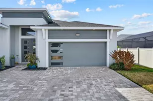 8903 Drummer Plank Dr, Wesley Chapel, FL 33545 - Photo 5