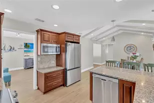 11034 Malaga Dr, Largo, FL 33774 - Photo 13