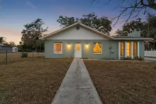 39243 Lizabeth Cir, Zephyrhills, FL 33542 - Photo 1
