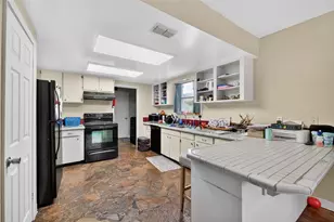 39243 Lizabeth Cir, Zephyrhills, FL 33542 - Photo 15