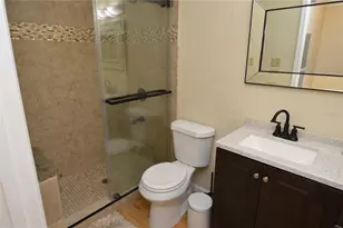 10263 Gandy Blvd N, Saint Petersburg, FL 33702 - Photo 23