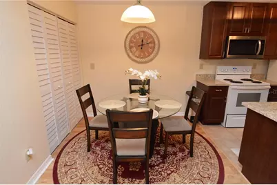 10263 Gandy Boulevard N #602, Saint Petersburg, FL 33702 - Photo 11