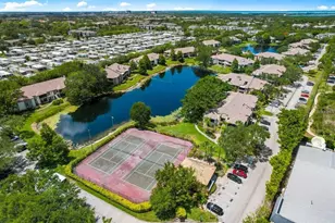 10263 Gandy Blvd N, Saint Petersburg, FL 33702 - Photo 49