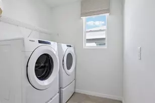 2372 Sienna Spruce St, Wesley Chapel, FL 33543 - Photo 27