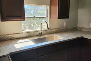 4502 N 42nd St, Tampa, FL 33610 - Photo 11