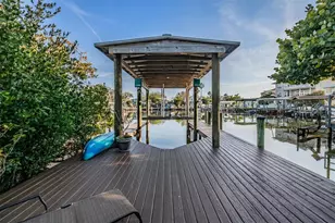 116 Carlyle Cir, Palm Harbor, FL 34683 - Photo 73