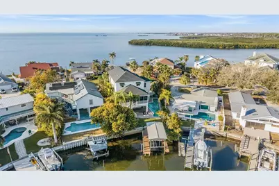 116 Carlyle Circle, Palm Harbor, FL 34683 - Photo 11