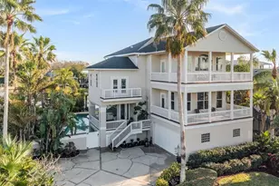 116 Carlyle Cir, Palm Harbor, FL 34683 - Photo 1