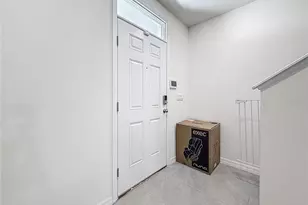 33568 Barberry Leaf Wy, Wesley Chapel, FL 33543 - Photo 5