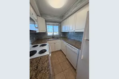 8950 Park Boulevard #603, Seminole, FL 33777 - Photo 11