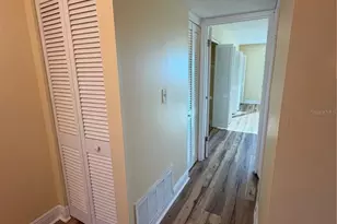 8950 Park Blvd, Seminole, FL 33777 - Photo 15