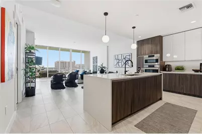 777 3rd Avenue N #906, Saint Petersburg, FL 33701 - Photo 3