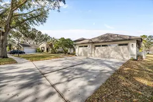 16506 Longleat Dr, Lutz, FL 33549 - Photo 15