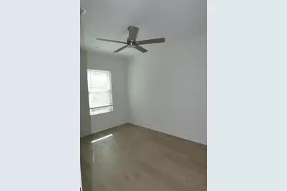 2717 14th Street N #1/2, Saint Petersburg, FL 33704 - Photo 7