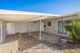 101 Sunlit Cove Dr NE, Saint Petersburg, FL 33702 - Photo 3