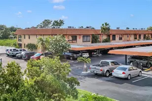 10192 Seminole Island Dr, Largo, FL 33773 - Photo 3