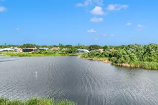 10192 Seminole Island Dr, Largo, FL 33773 - Photo 37