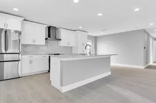 4107 Miller Dr, Saint Pete Beach, FL 33706 - Photo 3