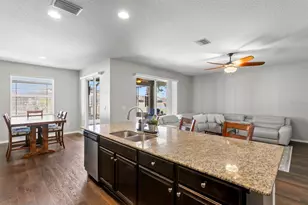 2839 Maple Brook Loop, Lutz, FL 33558 - Photo 13