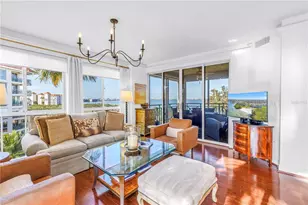 4737 Dolphin Cay Ln S, Saint Petersburg, FL 33711 - Photo 5