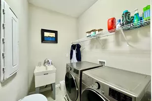 11281 Beach Walk Wy NE, Saint Petersburg, FL 33716 - Photo 23